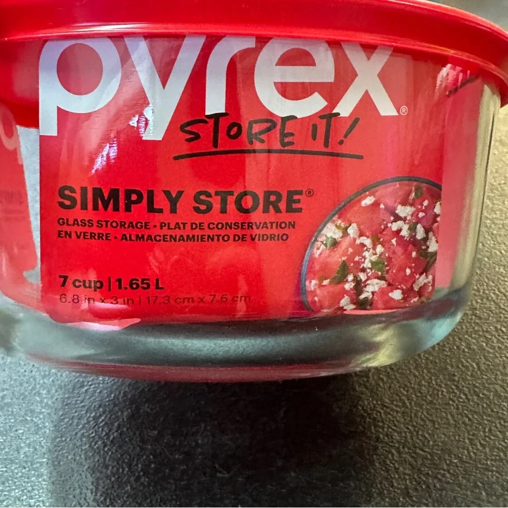 Pyrex 7203 7-Cup Round Glass Food Storage‎ Bowl w/ 7402-PC Poppy Red Lid Cover